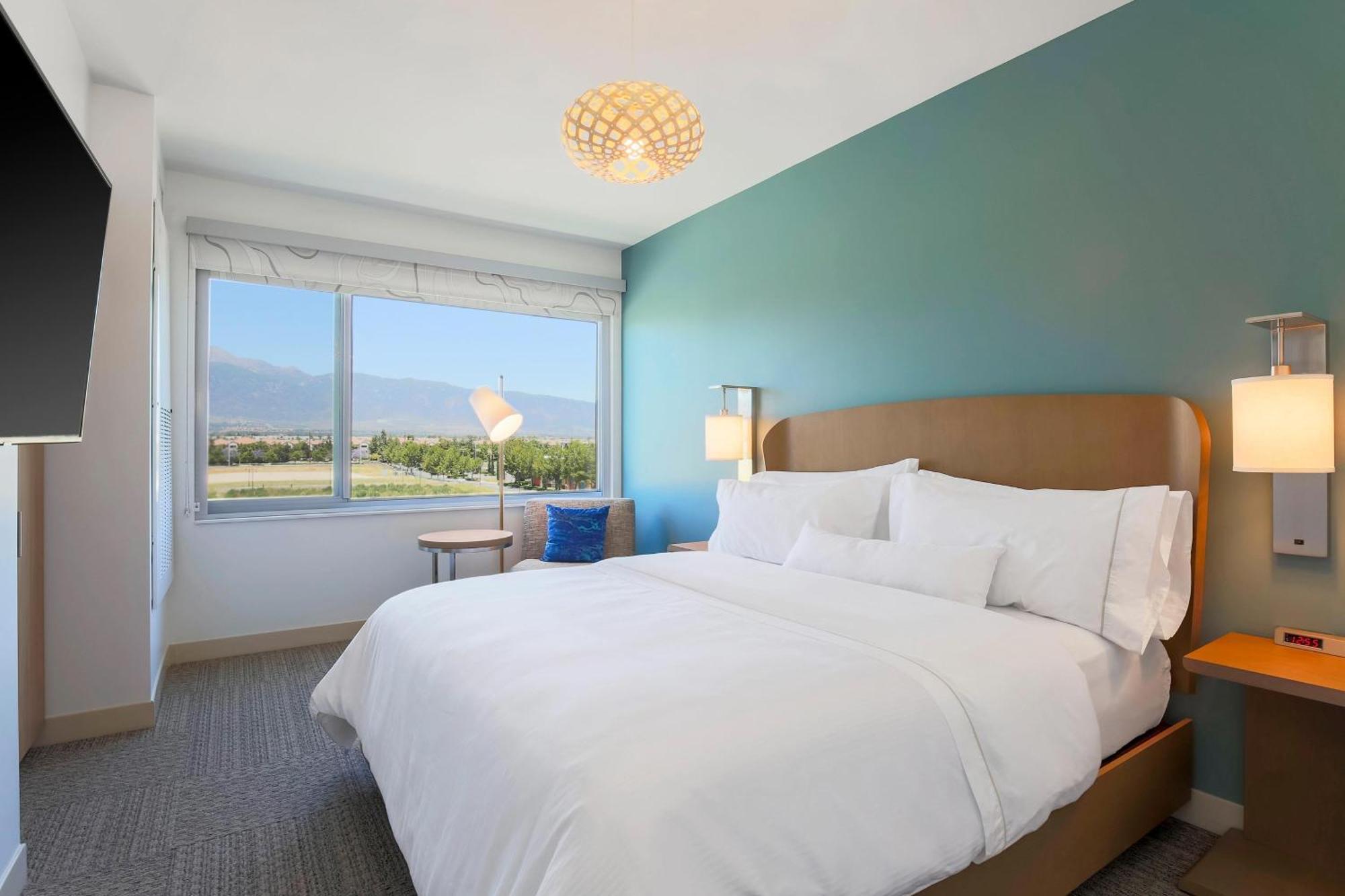 Element Ontario Rancho Cucamonga Hotel Exterior photo