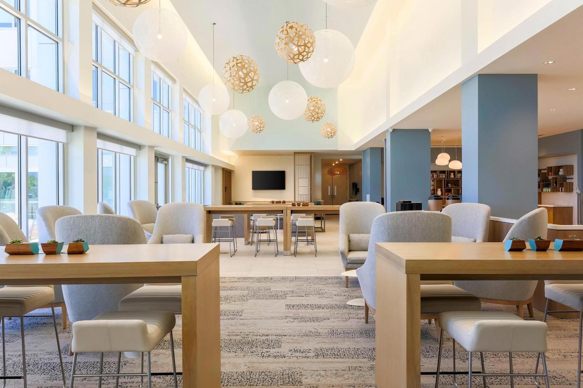Element Ontario Rancho Cucamonga Hotel Exterior photo